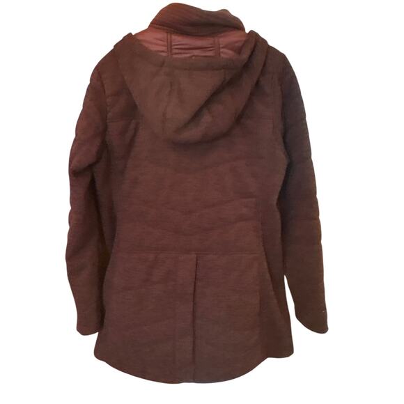 The North Face dark red snap two way zipper hooded quilted coat SIZE M - Picture 5 of 5